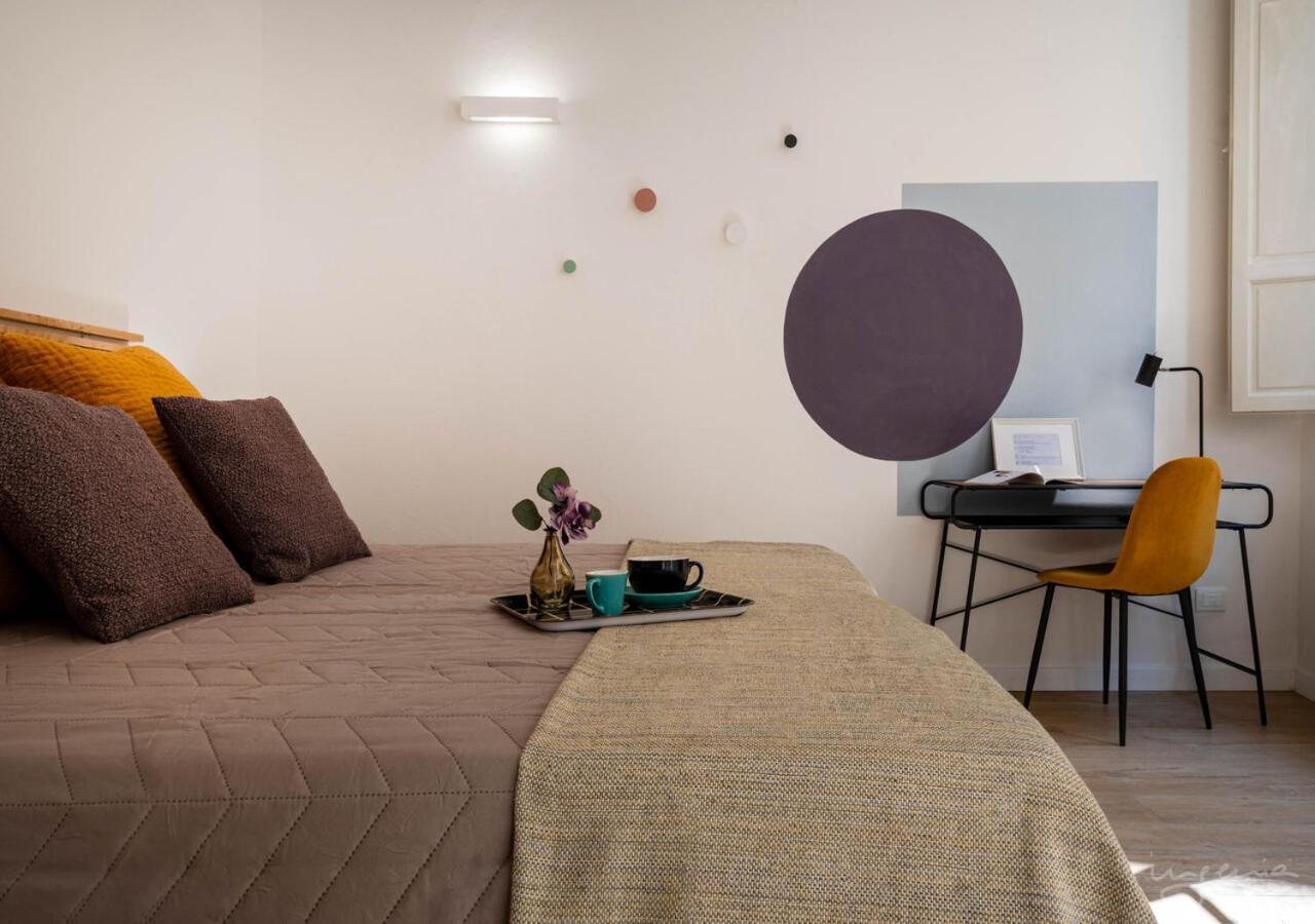 The Urban Blue, Superior Apartment Near Lungarni Pisa Bagian luar foto