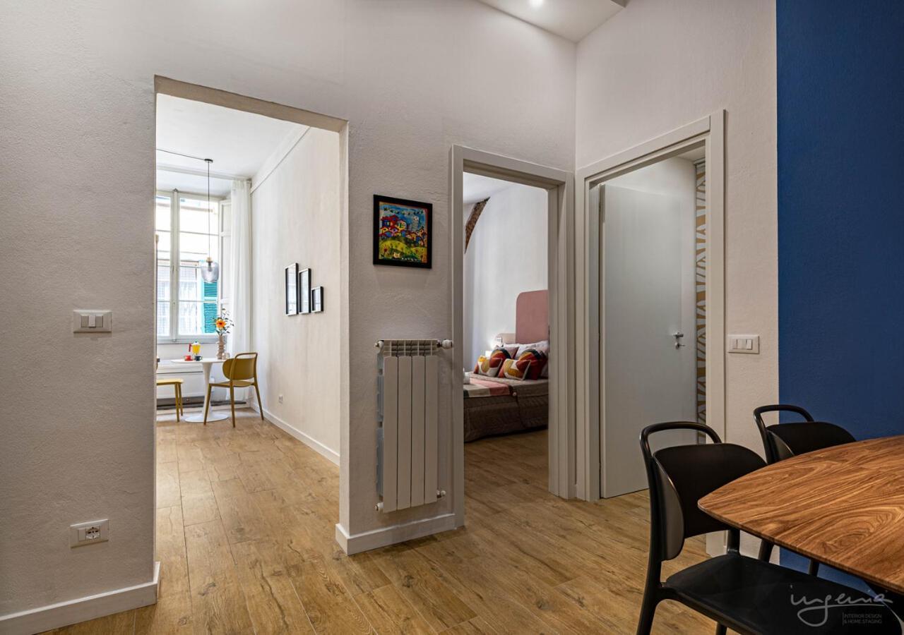 The Urban Blue, Superior Apartment Near Lungarni Pisa Bagian luar foto